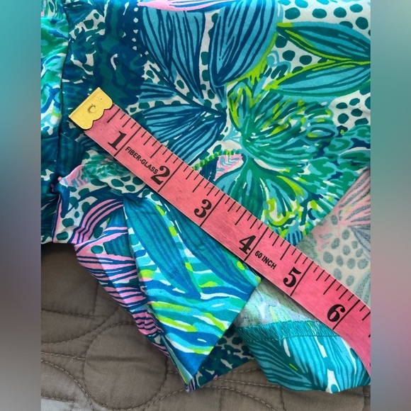 LILLY PULITZER GRETCHEN HIGH RISE SHORT
BOTANICAL GREEN HOLIDAY IN THE SUN NWT - Picture 11 of 16